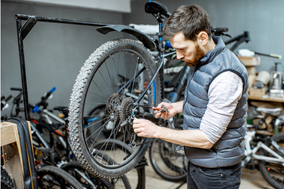 Fahrrad selbst reparieren: Workshops für Anfänger und Fortgeschrittene in Wiesbaden