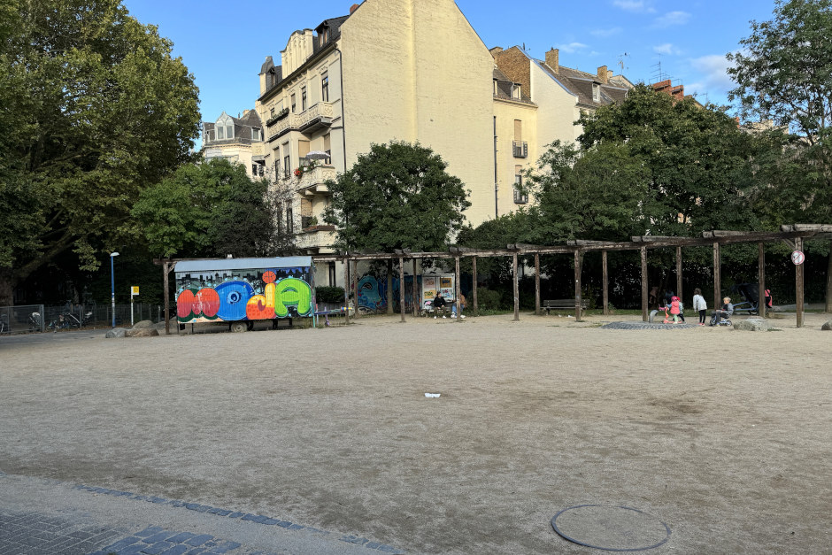 Der Wallufer Platz in Wiesbaden wird neu gestaltet: Mehr Grün, mehr Spielspaß, mehr Lebensqualität