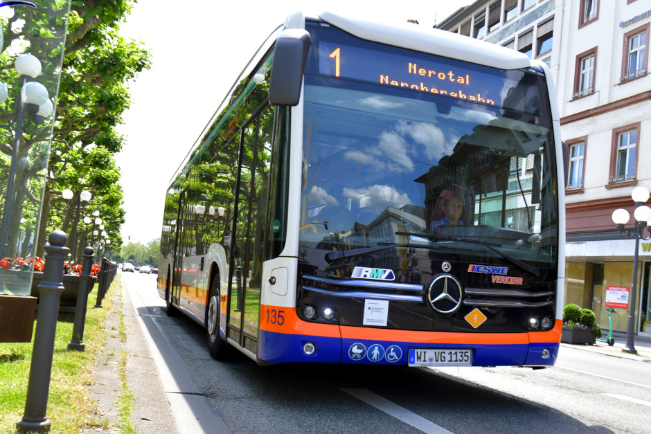 Frühling, Fahrspaß und Freifahrt-Feeling: Mit ESWE zum Wiesbadener Frühlingsfest!
