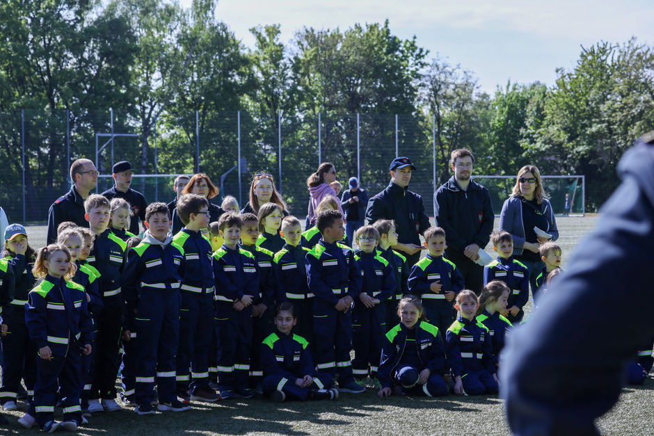 In Wiesbaden-Igstadt kamen 177 Kinder aus den Kinderfeuerwehren der Landeshauptstadt Wiesbaden zum 9. Kinderfeuerwehrtag zusammen.
