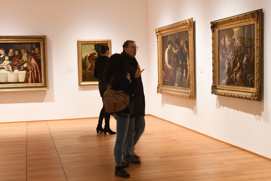 Kurze Nacht der Museen und Galerien: Wiesbaden feiert Kunst und Kultur Am 5. April lockt Wiesbadens größte Kunst- und Kulturnacht mit Rekordbeteiligung