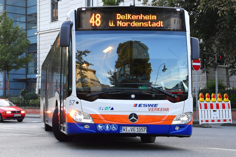 Busumleitung in der Berliner Straße in Wiesbaden-Erbenheim wegen Bauarbeiten.