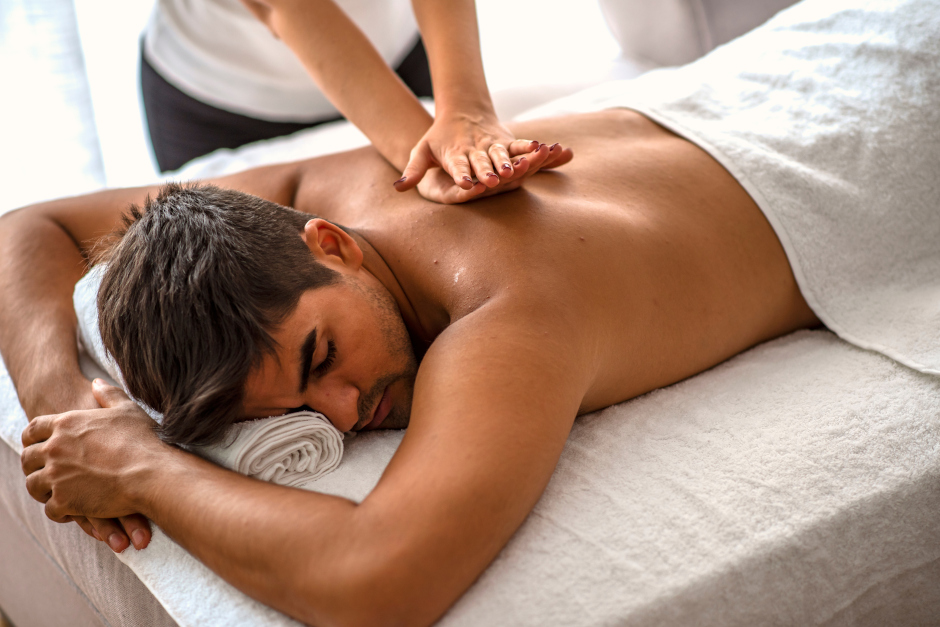 Oster-Special in der Kaiser-Friedrich-Therme Wiesbaden mit Wellness und Massagen.