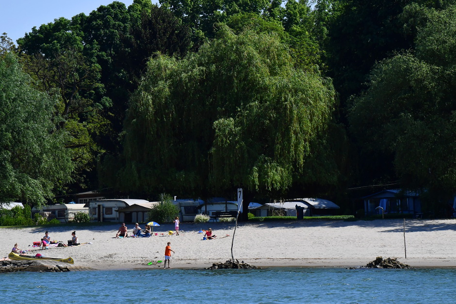 Das Wiesbadener Freizeitgelände auf der Rettbergsaue ist ab Freitag, 25. April, wieder für Besucherinnen und Besucher geöffnet.