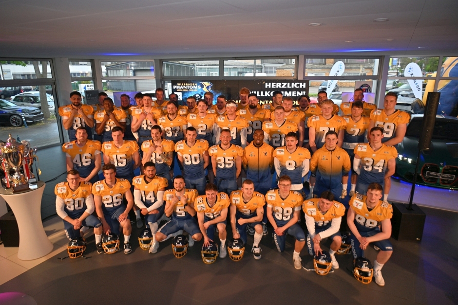 Vorstellung des neues Team der Wiesbaden-Phantoms am 24. April 2025 im BMW Autohaus BMW Karl & Co.