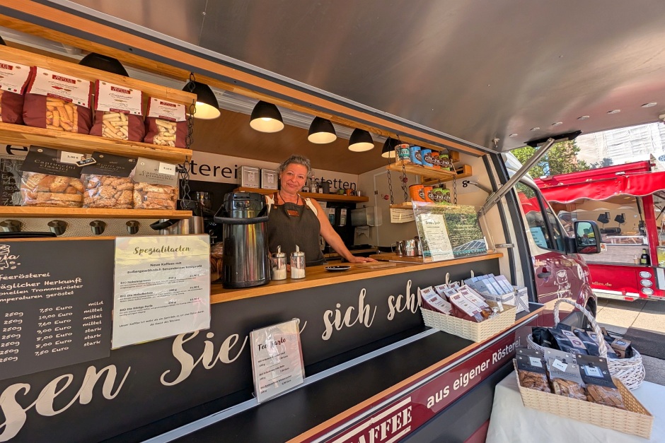 Wochenmarkt_Wiesbaden_Luisenplatz
