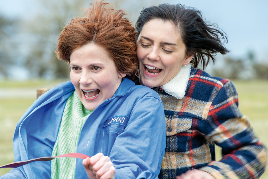 Zum CSD in Wiesbaden zeigt die Caligary FilmBühne 2 queere Filme und einen Dokumentarfilm.