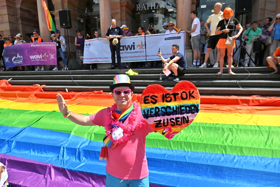 Christopher Street Day in Wiesbaden am Samstag, 31. Mai 2025