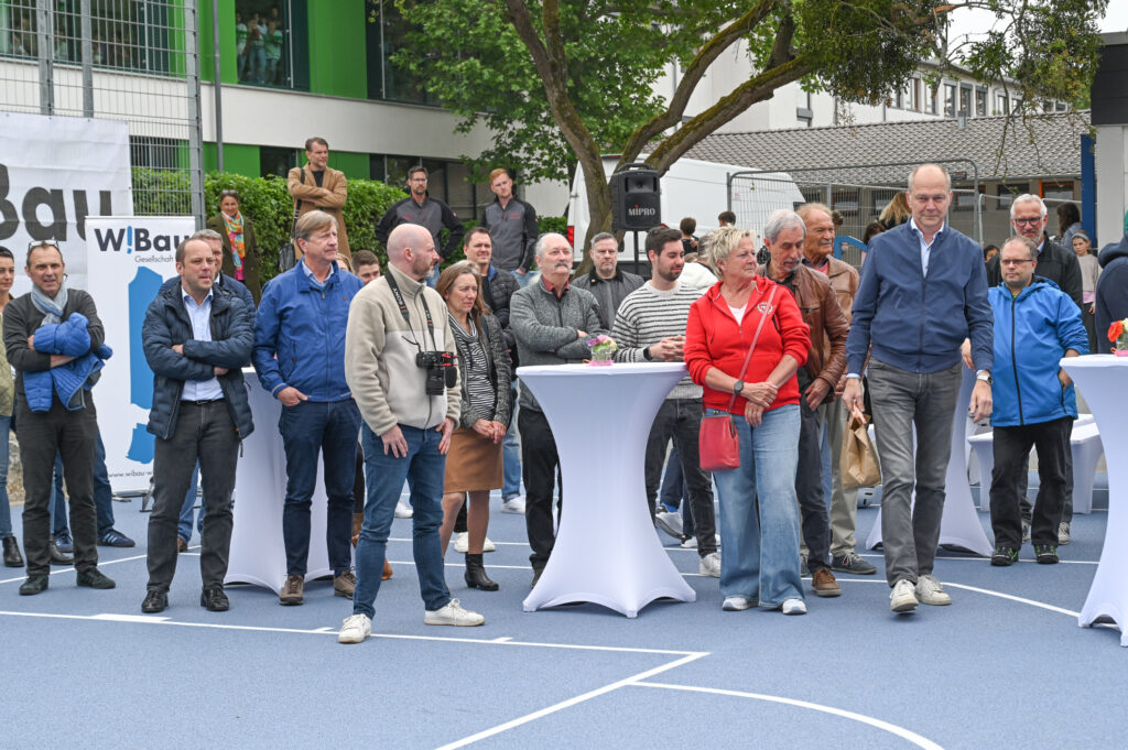 Neue Einfeldturnhalle für die Adalbert-Stifter-Schule in Wiesbaden am Mittwoch feierlich eingeweiht