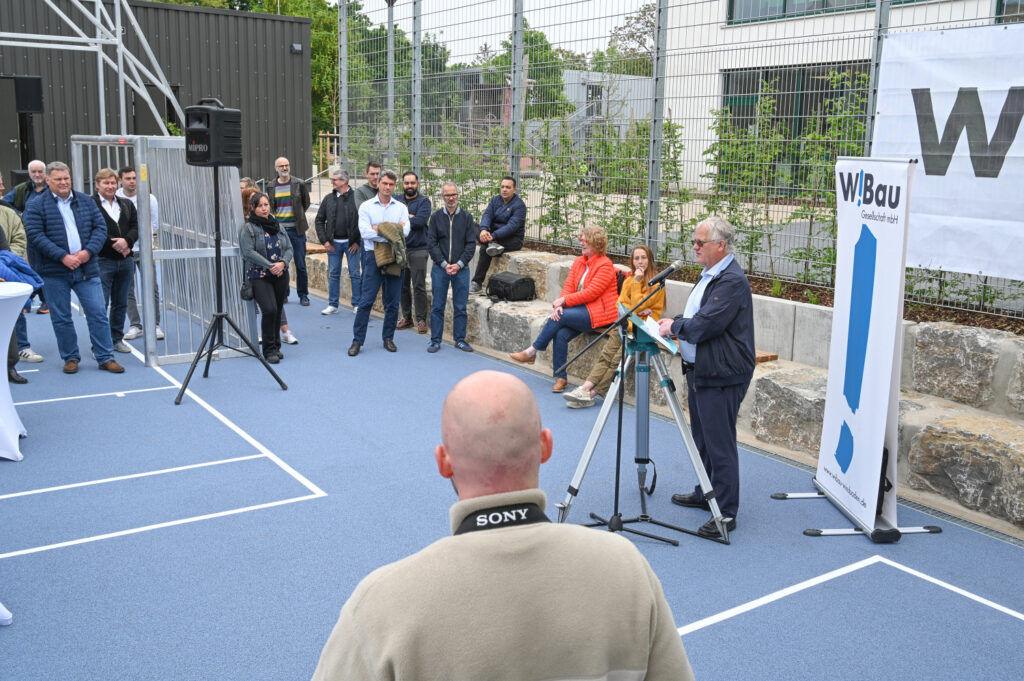 Neue Einfeldturnhalle für die Adalbert-Stifter-Schule in Wiesbaden am Mittwoch feierlich eingeweiht