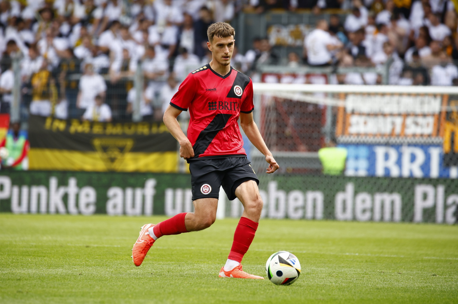 SV Wehen Wiesbaden gegen KSV Hessen Kassel