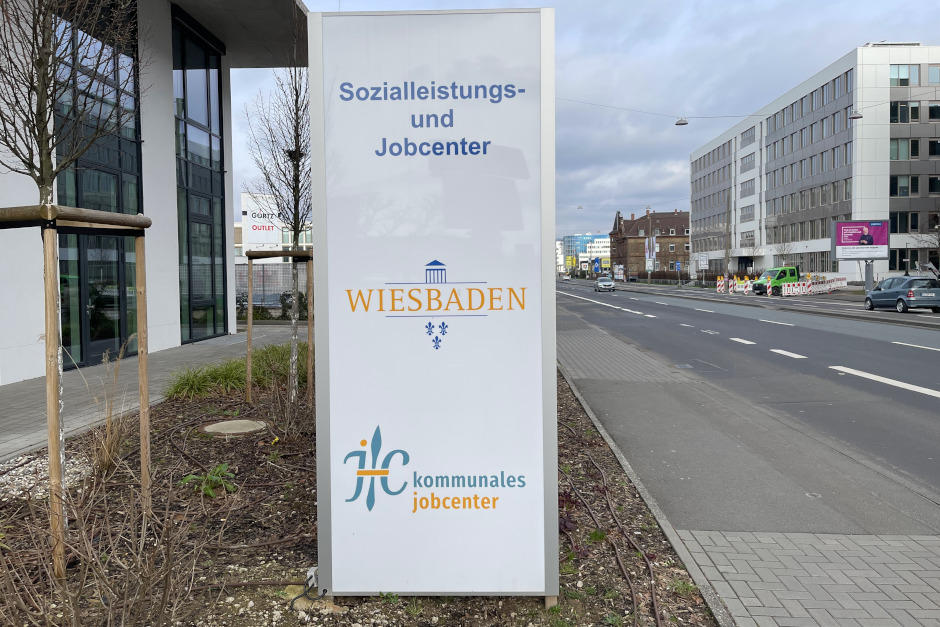 Standortschließungen: Abteilung Materielle Hilfen SGB XII in Wiesbaden am Donnerstag, 22. Mai