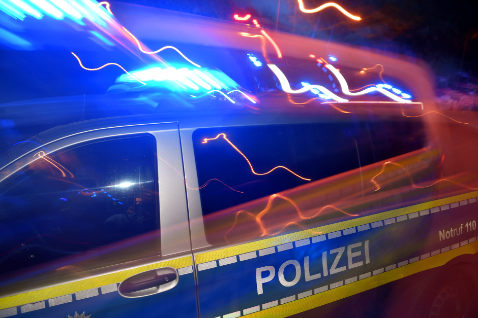Sachbeschädigungen mit Farbe in Wallau in der Nacht von Montag auf Dienstag.