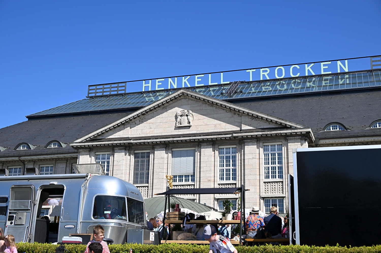 Sekttag bei Henkell Freixenet in Wiesbaden-Biebrich am Samstag, 10. Mai 2025