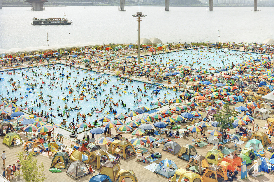 Das Team der Wiesbadener Fototage hat die Gewinner des Open Call 2025 bekannt gegeben.
