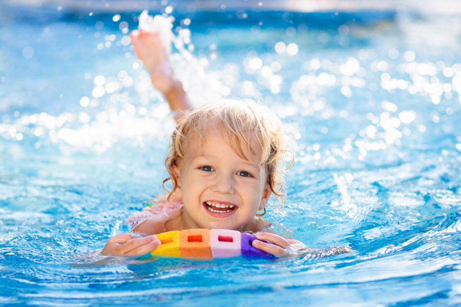Schwimmkurse für Kinder und Erwachsene in Wiesbaden.