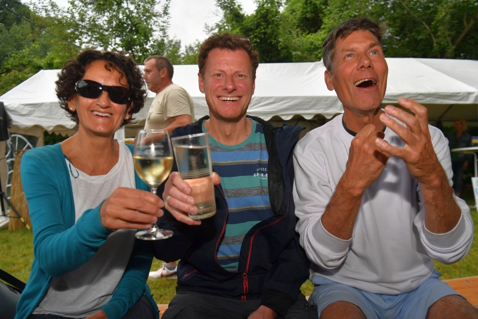 Pfingsten in Breckenheim: Ländchestage 2025 feiern Gemeinschaft, Genuss und gelebte Tradition mit Festumzug, Musik, Erbsensuppe und Discoparty. Am 8. und 9. Juni lädt Wiesbaden-Breckenheim zum Pfingstfest für die ganze Familie.
