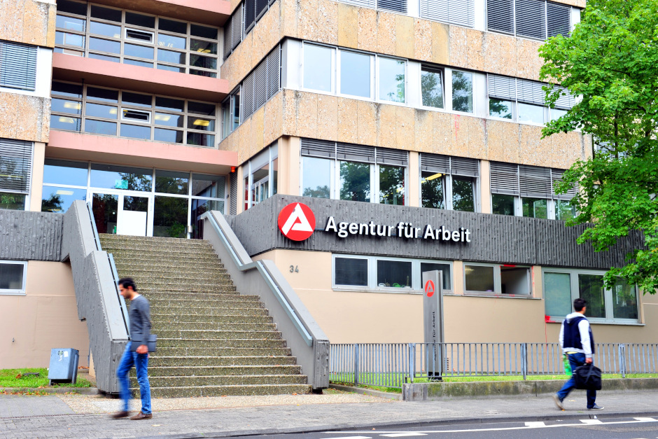 In Wiesbaden liegt die Arbeitslosigkeit mit 8,1 Prozent weiter auf einem hohen Niveau
