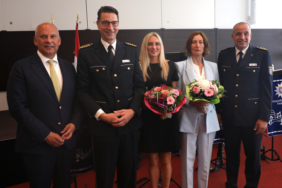 In Wiesbaden fand die offizielle Amtseinführung von Landespolizeipräsident Paschek und Polizeipräsident Gutzeit statt.