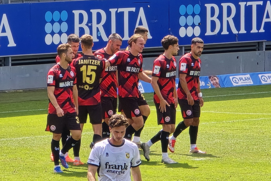SV Wehen Wiesbaden empfing Vitesse Arnheim zur Generalprobe in die BRITA Arena