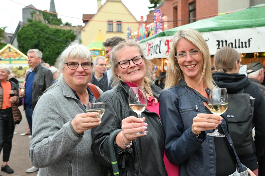 Dotzheimer Kerb 2025: Vier Tage voller Musik, Tradition und Gemeinschaft