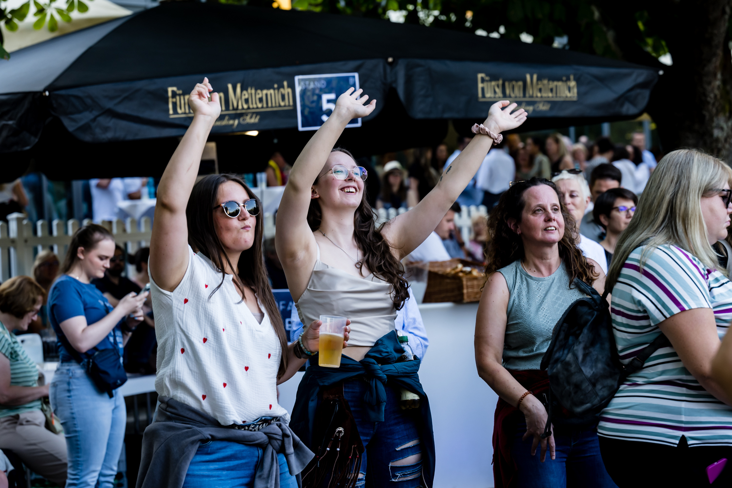 Rheingau Musik Festival: Open-Air-Konzert mit Revolverheld im Kurpark Wiesbaden am Donnerstag, 17. Juli 2025