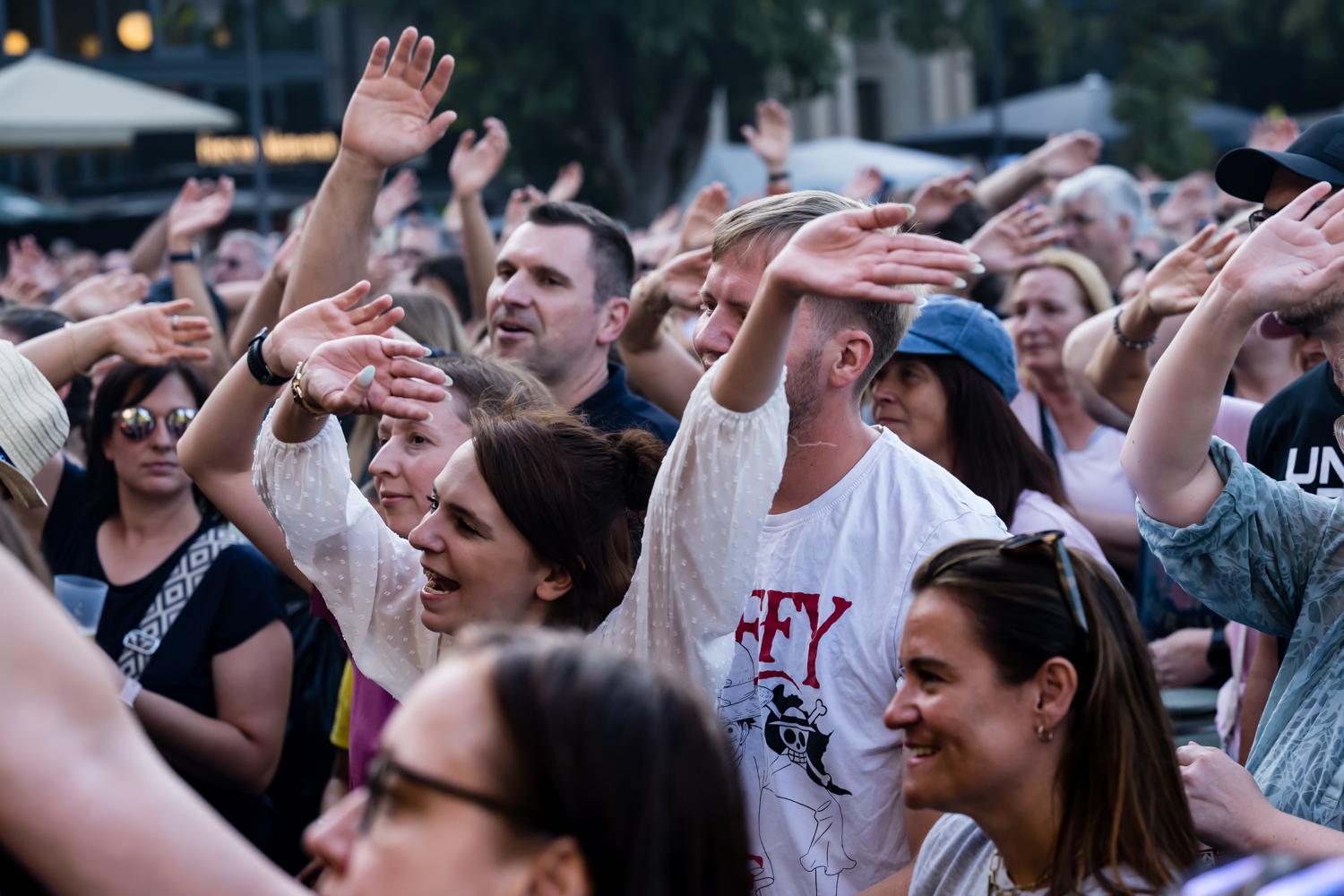 Rheingau Musik Festival: Open-Air-Konzert mit Revolverheld im Kurpark Wiesbaden am Donnerstag, 17. Juli 2025