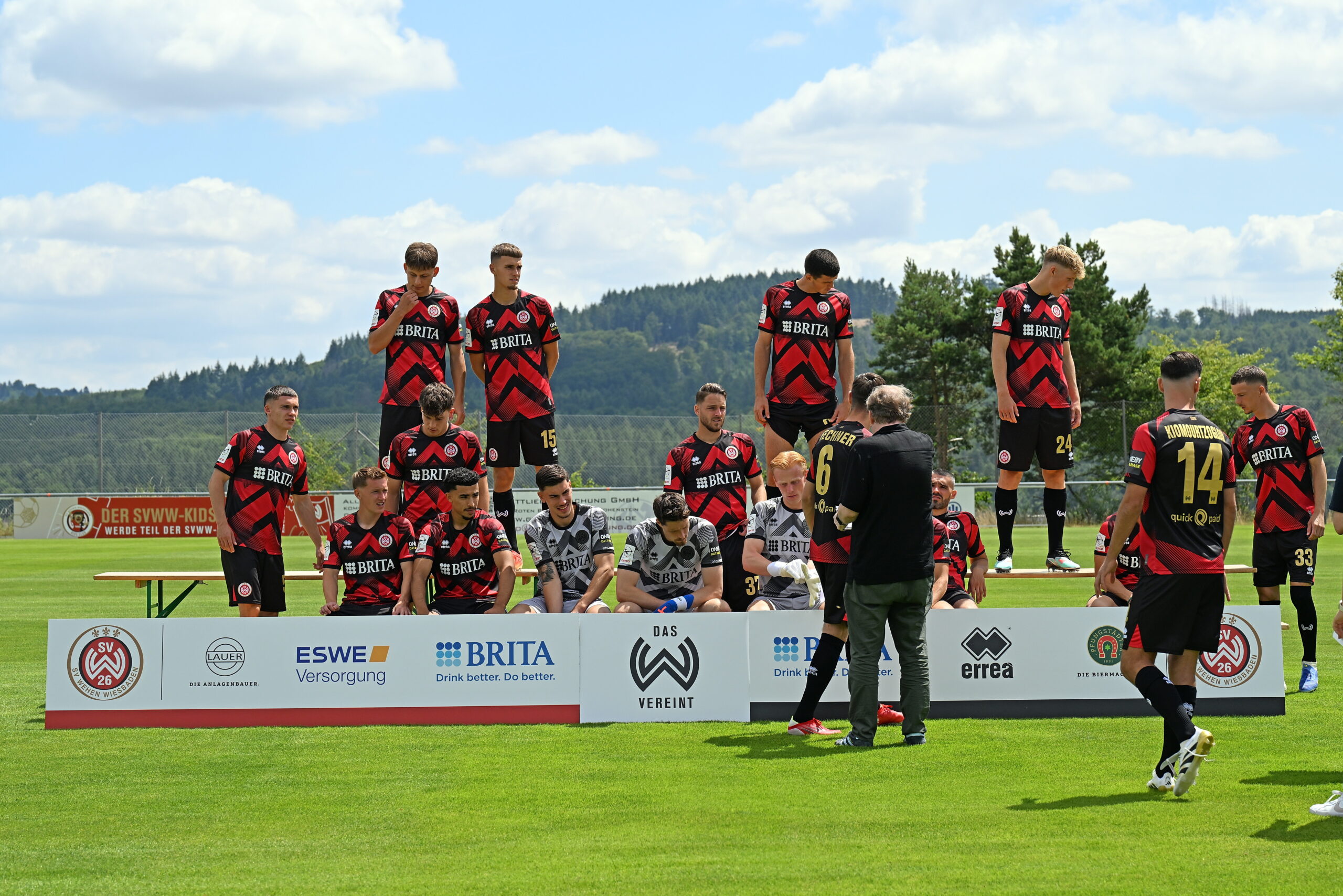 Mannschaftsfoto Und Einzelbilder SV Wehen Wiesbaden Saison 2025 26 Am Mannschaftsfoto Und Einzelbilder SV Wehen Wiesbaden Saison 2025 26 Am