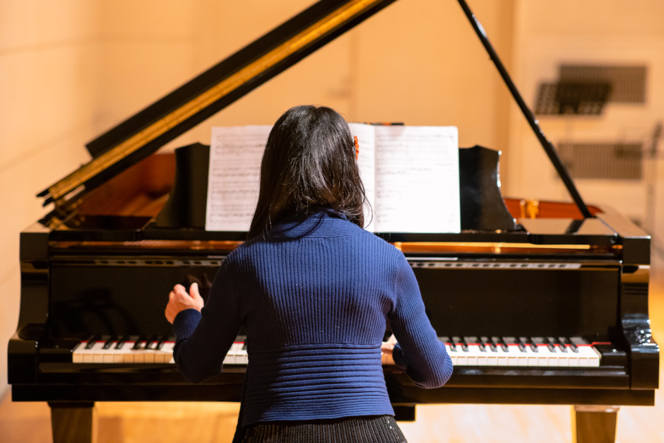 Veranstaltung: „Klang:Körper: An der Schnittstelle von Musik und Tanz" der Wiesbadener Musikakademie.
