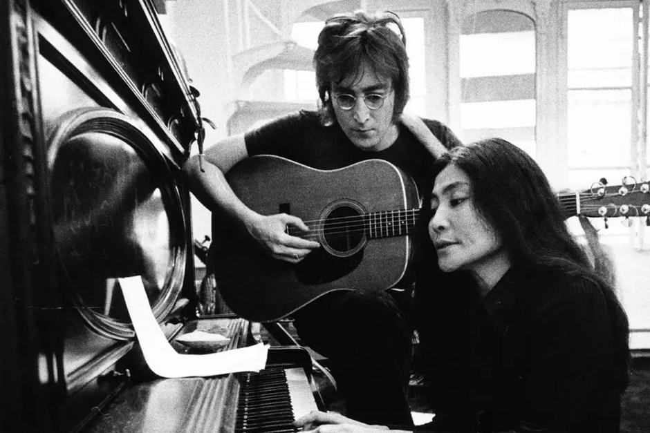 In Wiesbaden wird bei „Filme im Schloss“ der Dokumentarfilm ONE TO ONE: JOHN & YOKO gezeigt.