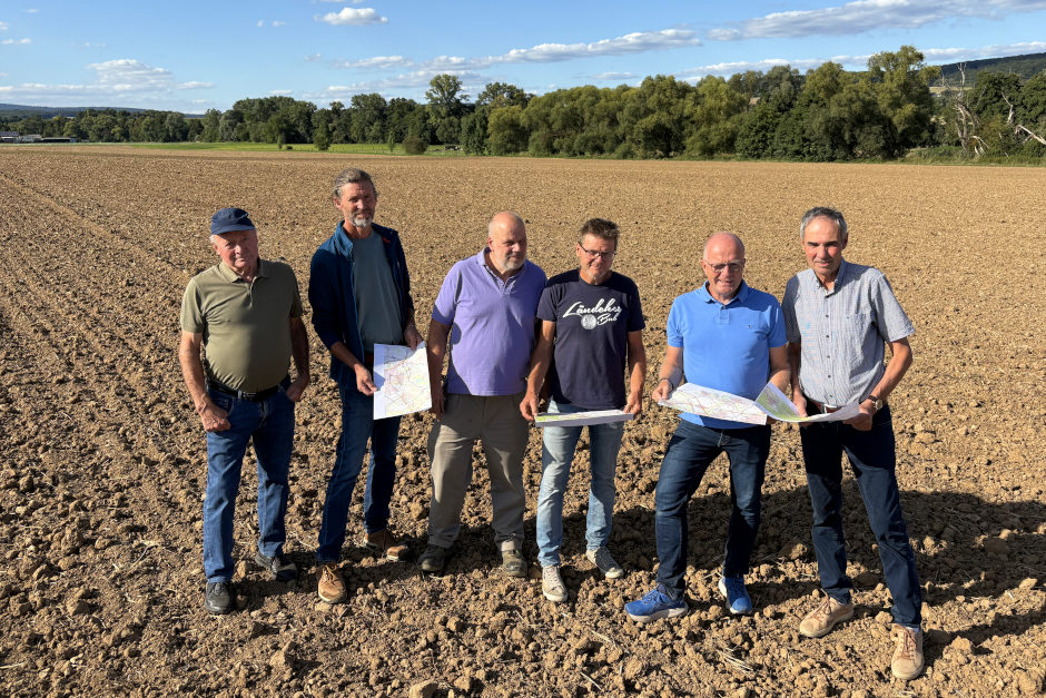 Sieben Kilometer zu viel: Landwirte im „Ländchen“ fordern Bündelung der Amprion-Erdkabeltrasse