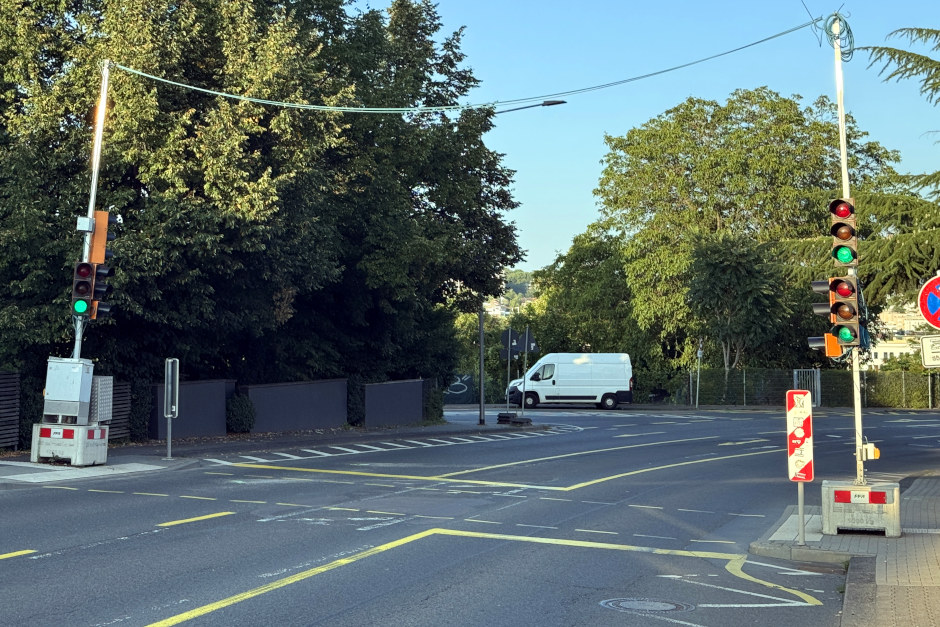 In Wiesbaden werden zwei temporäre Ampelanlagen wieder zurückgebaut.