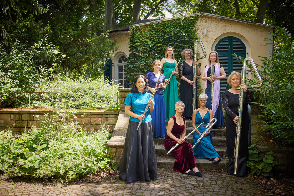 Das Frankfurter Ensemble Flötenspektakel gastiert in St. Bonifatius Kirche in Wiesbaden.
