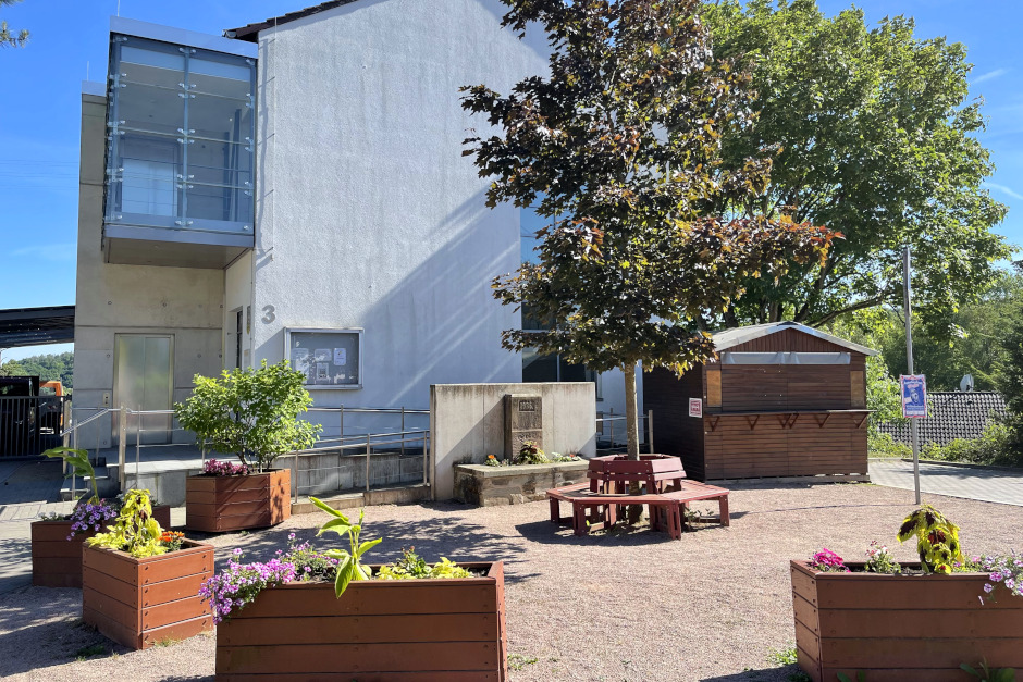 Die Stadt Wiesbaden stellt Mittel für die Sanierung des Vereinshauses Breckenheim und der Ortsverwaltung Auringen zur Verfügung.