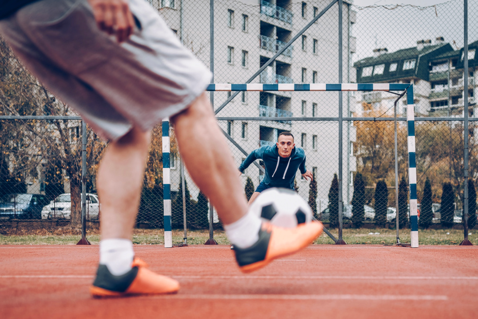 Im Wiesbadener Stadtteil Mz-Kastel findet das siebte Street-Soccer-Turnier für Toleranz statt.
