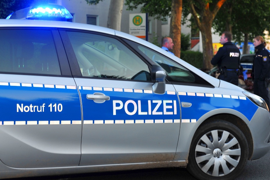 Hundehalter bedroht Frau in Wiesbaden-Dotzheim: Polizei sucht Zeugen