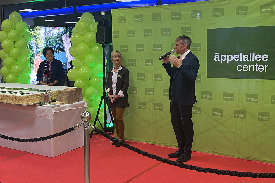 Jubiläums-Knaller in Wiesbaden-Biebrich: Äppelallee-Center feiert 55. Geburtstag mit fulminantem Start und großem Andrang