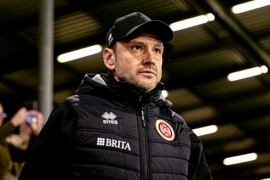 SV Wehen Wiesbaden Cheftrainer Nils Döring freigestellt