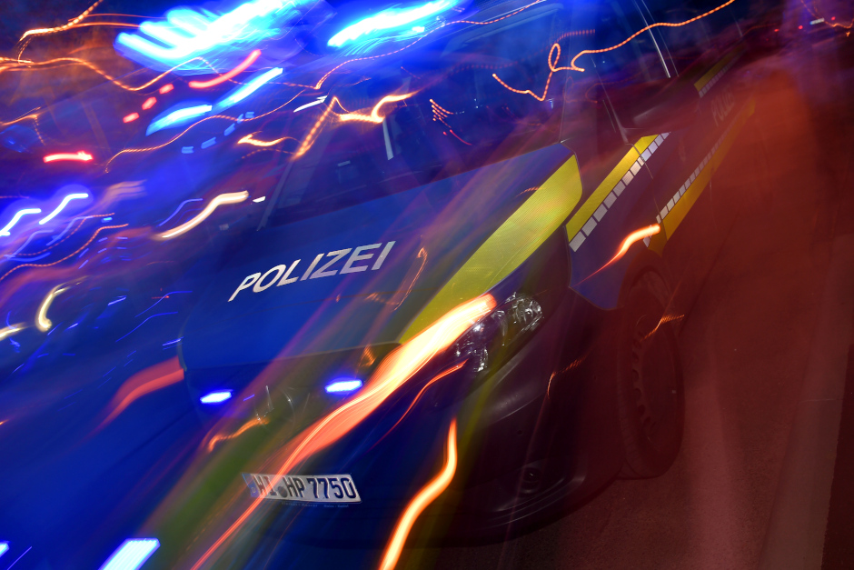 Tacho von Mercedes Sprinter in den vergangenen Tagen in Wallau ausgebaut und gestohlen.