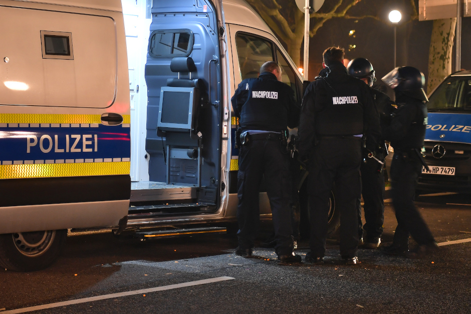 Räubertrio aus Wiesbaden in der Nacht zum Dienstag von der Polizei festgenommen.