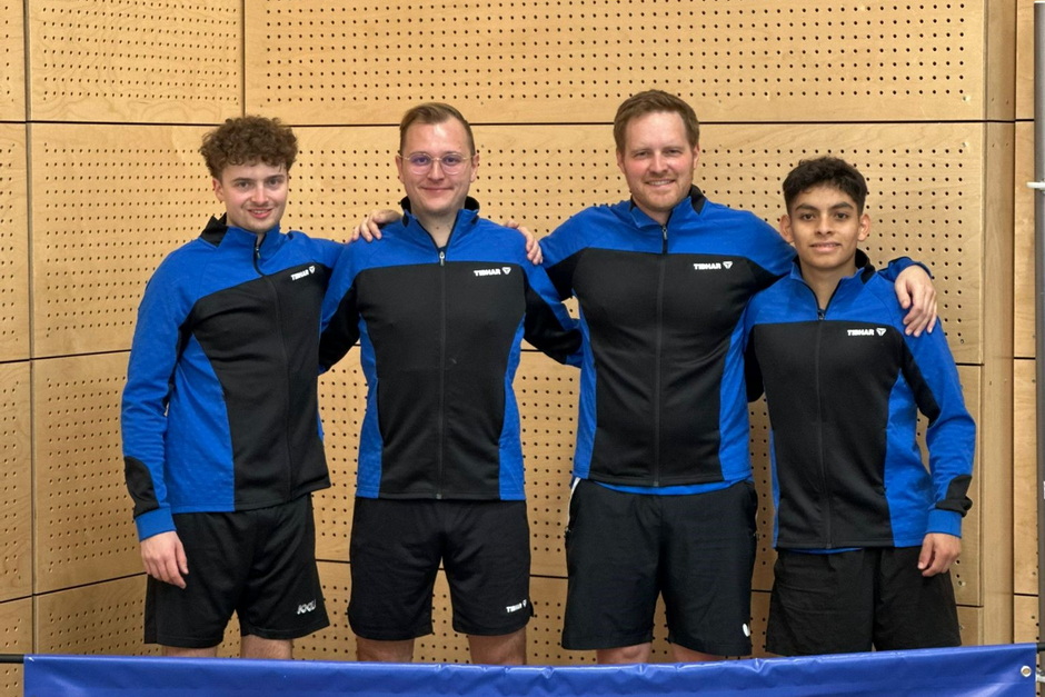 Teamfoto TuS Nordenstadt: Von links nach rechts: Leon Schopf, Rick Burkard, Marian Schug, Adrian Rubinos Castillejo