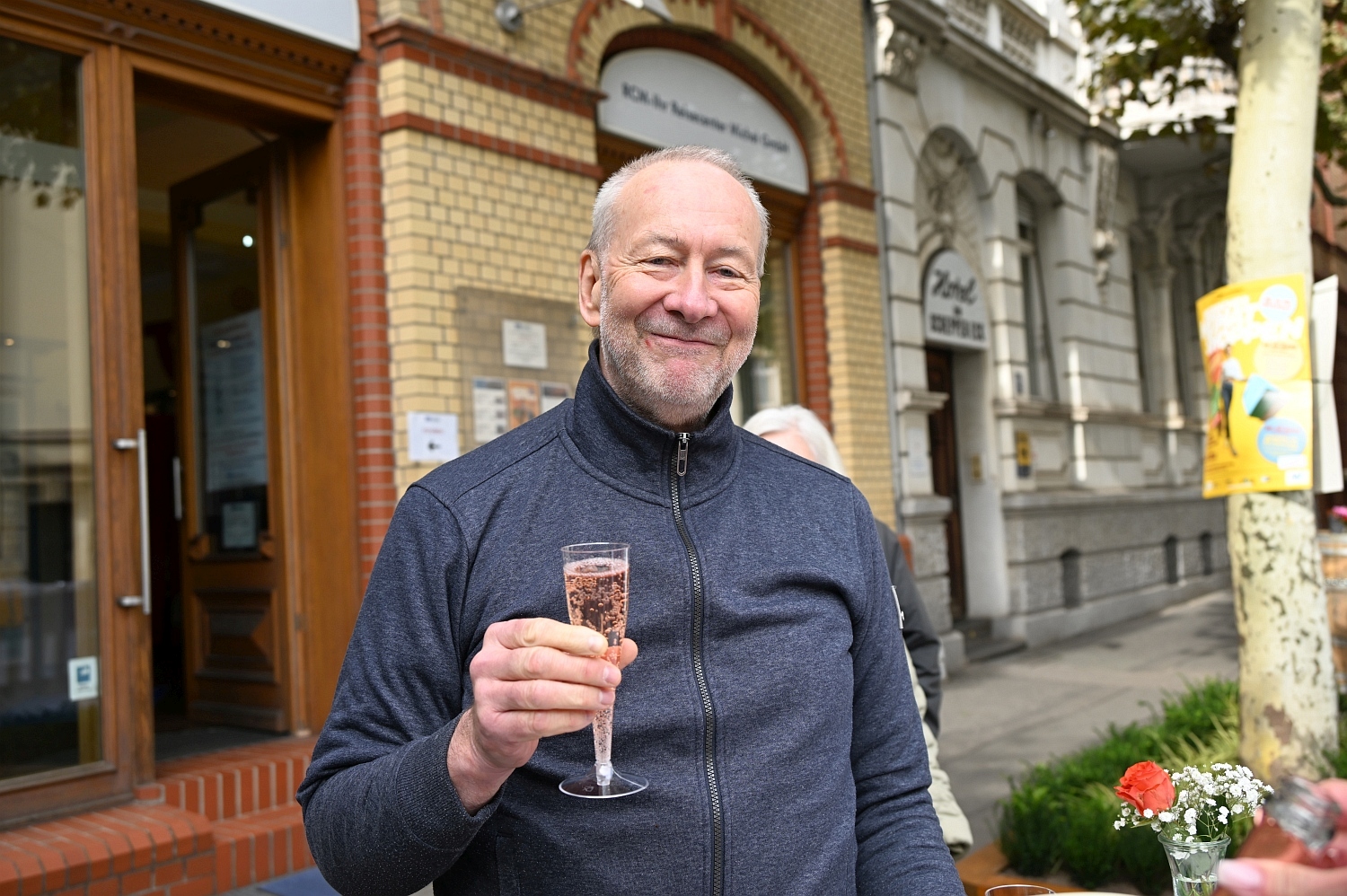 Verkaufsoffener Sonntag in Wiesbaden-Biebrich: Shopping, Genuss und lebhafte Stimmung am Sonntag, 19. Oktober 2025