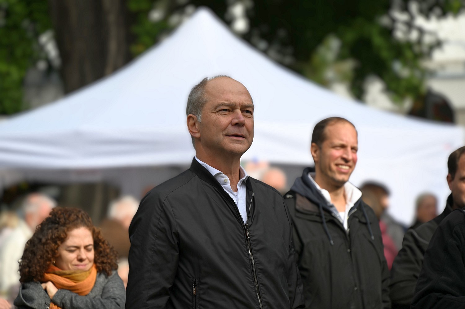 Verkaufsoffener Sonntag in Wiesbaden-Biebrich: Shopping, Genuss und lebhafte Stimmung am Sonntag, 19. Oktober 2025