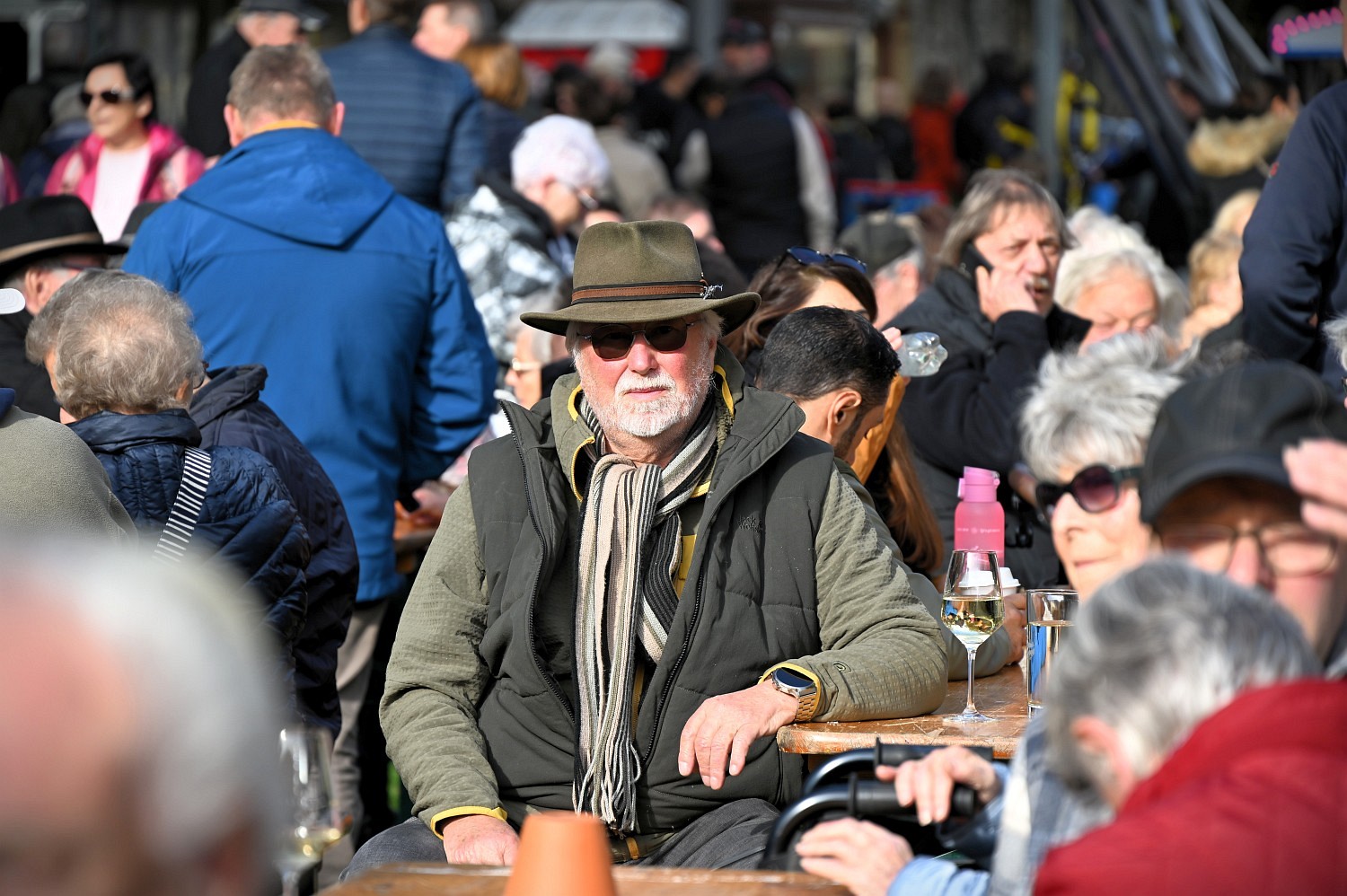 Verkaufsoffener Sonntag in Wiesbaden-Biebrich: Shopping, Genuss und lebhafte Stimmung am Sonntag, 19. Oktober 2025