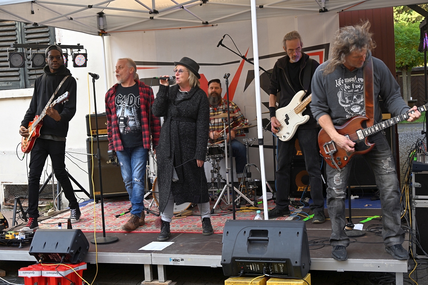 Verkaufsoffener Sonntag in Wiesbaden-Biebrich: Shopping, Genuss und lebhafte Stimmung am Sonntag, 19. Oktober 2025