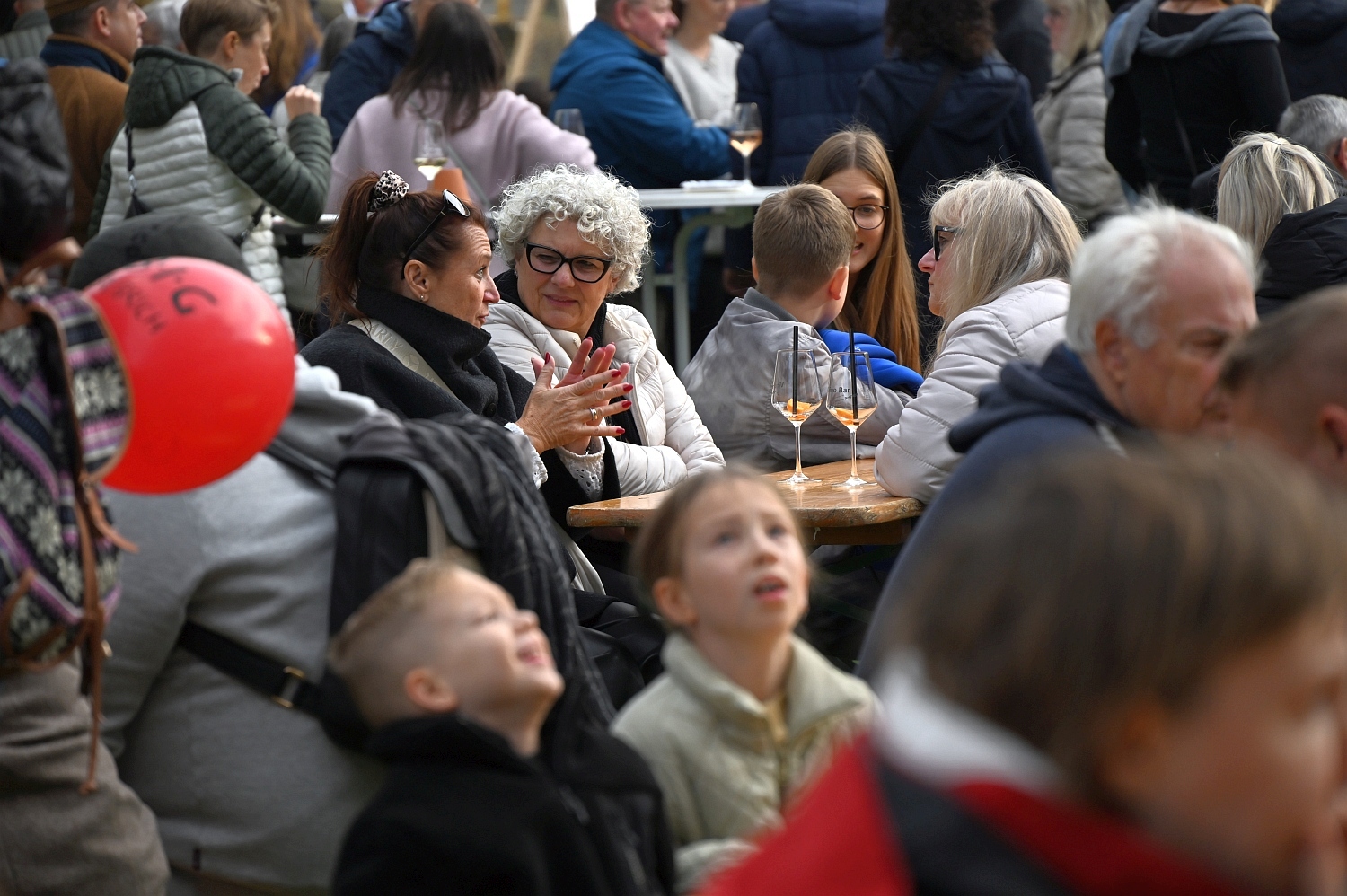 Verkaufsoffener Sonntag in Wiesbaden-Biebrich: Shopping, Genuss und lebhafte Stimmung am Sonntag, 19. Oktober 2025