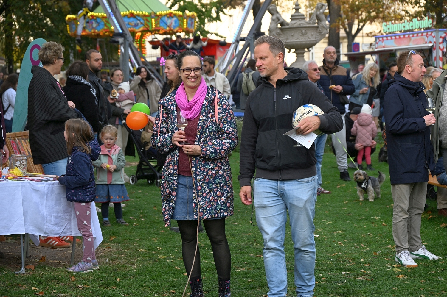 Verkaufsoffener Sonntag in Wiesbaden-Biebrich: Shopping, Genuss und lebhafte Stimmung am Sonntag, 19. Oktober 2025