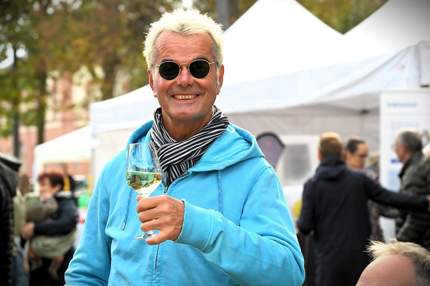 Verkaufsoffener Sonntag in Wiesbaden-Biebrich: Shopping, Genuss und lebhafte Stimmung am Sonntag, 19. Oktober 2025