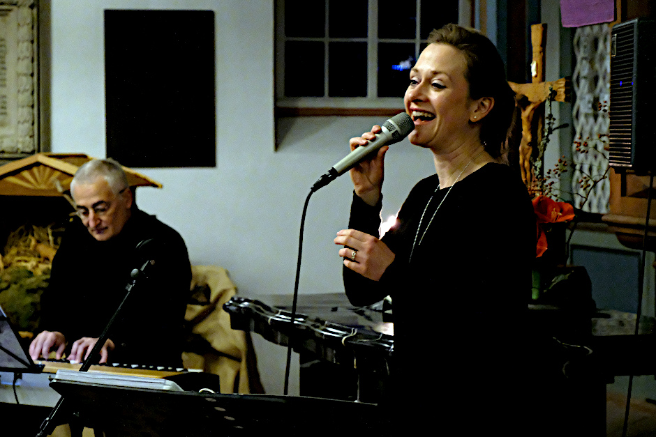 Adventskonzert mit Silvia Willecke und Andreas Hertel am Sonntag, 30. November