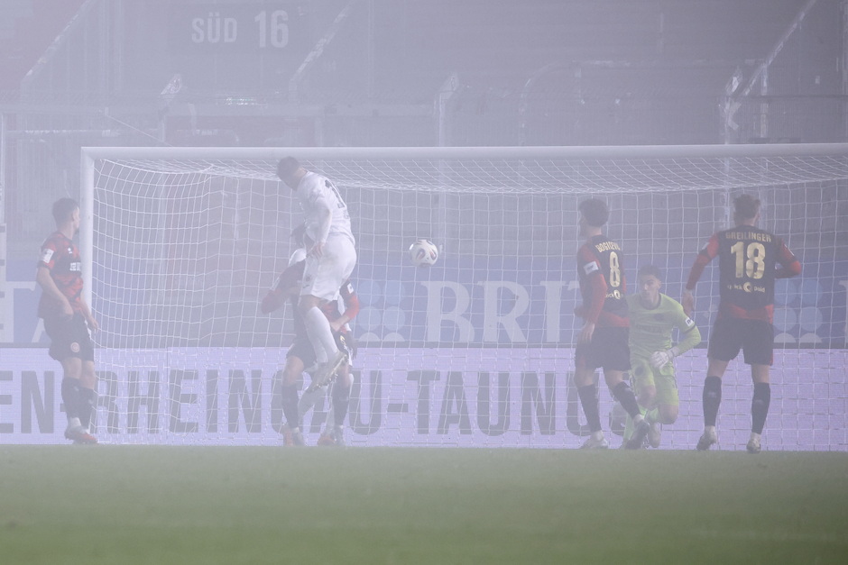 SV Wehen Wiesbaden verliert unglücklich gegen Viktoria Köln